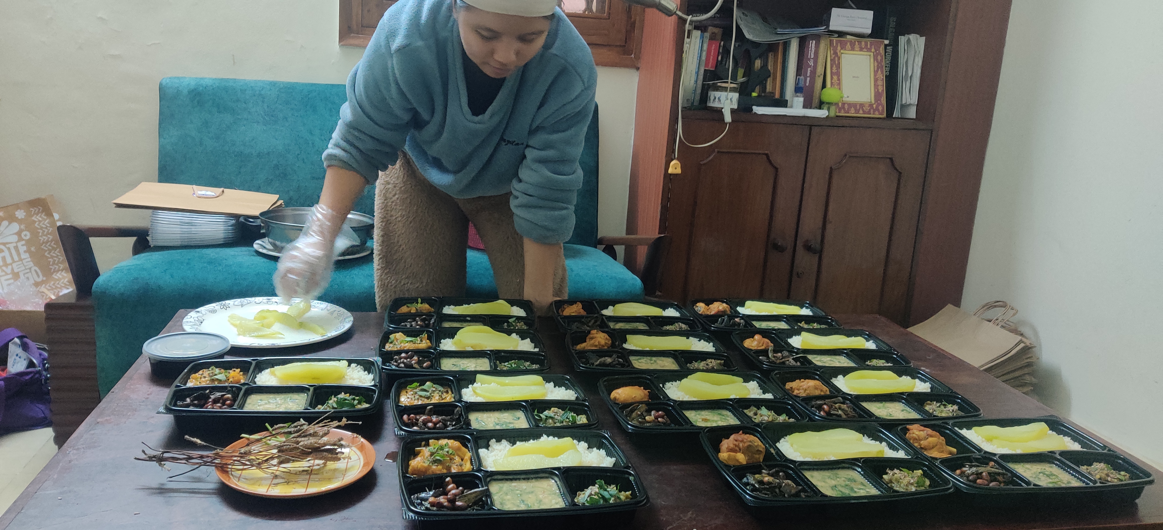 Lomba Kitchen