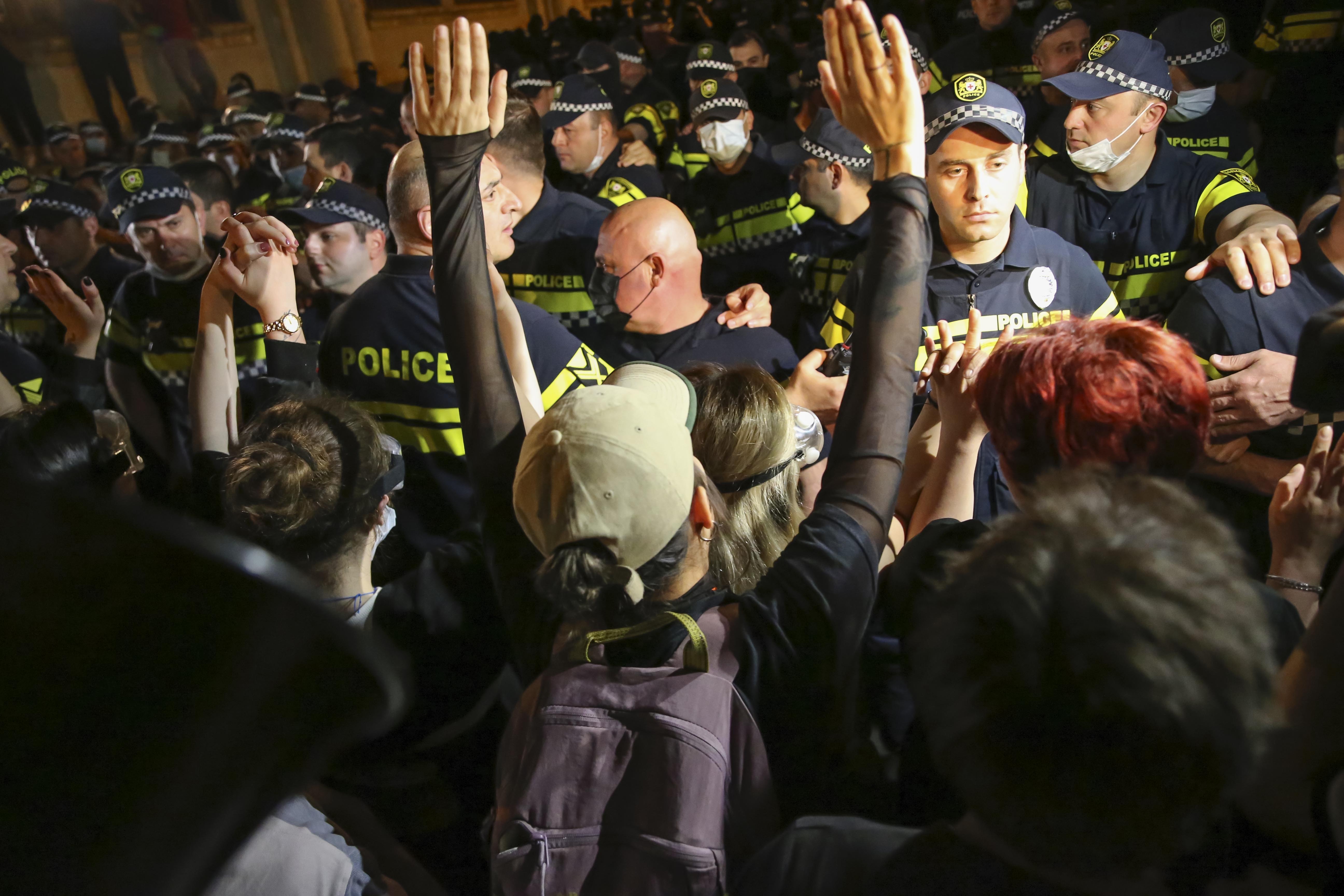 Thousands rally in Georgia as 'foreign influence' bill advances
