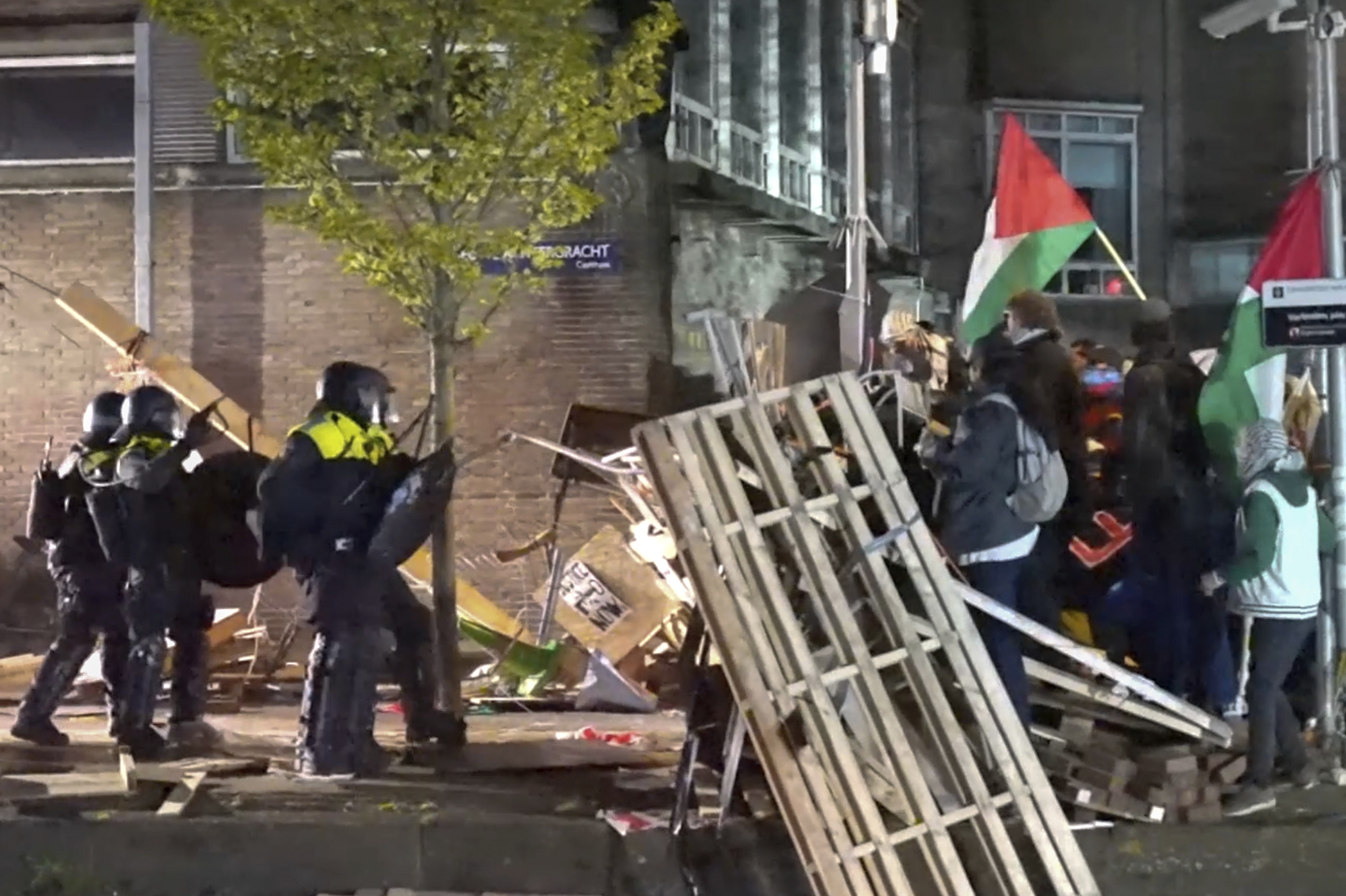 Student protests against Israel's war on Gaza spread in Europe
