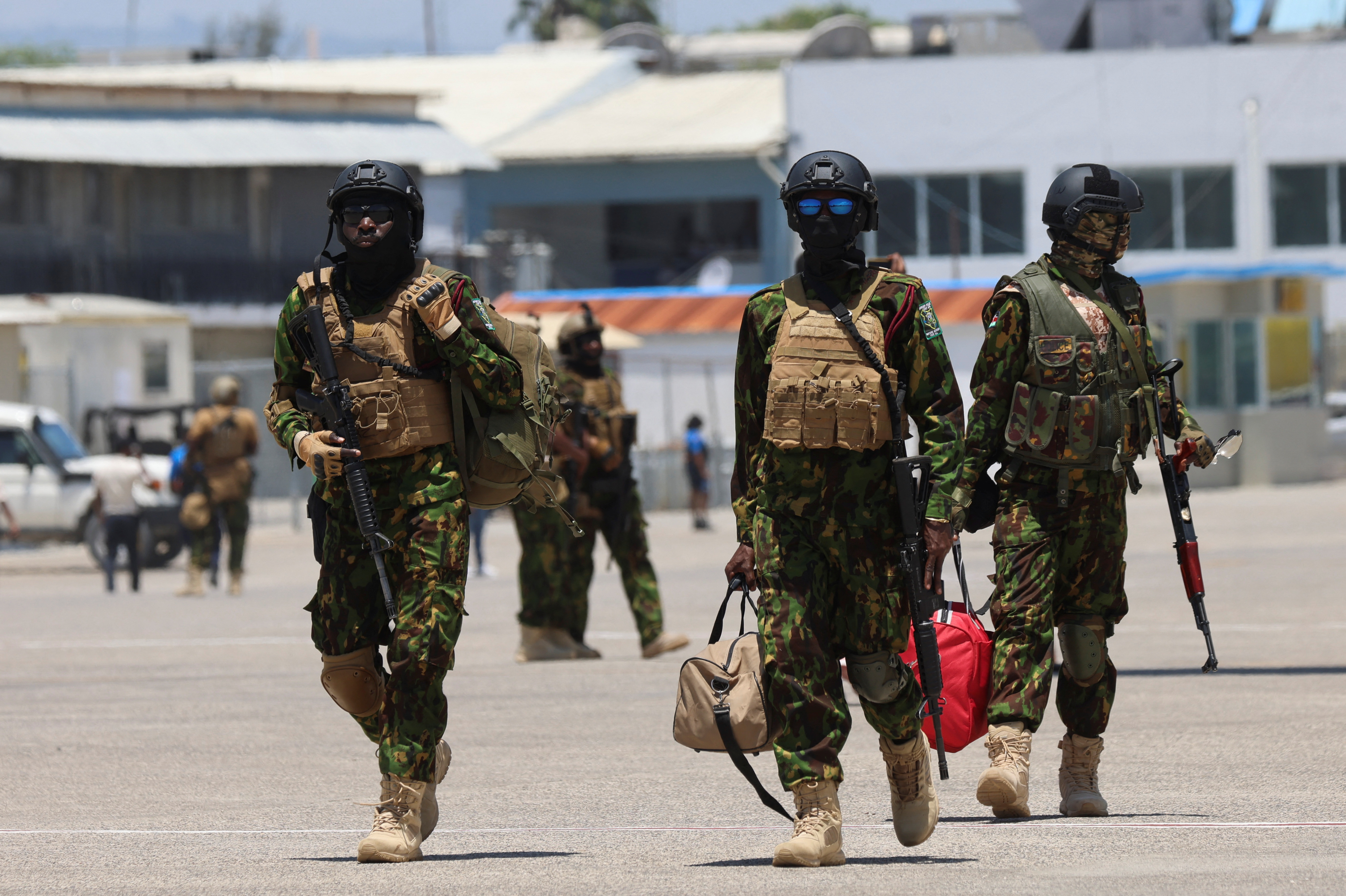 More Kenyan police deploy to tackle Haiti violence