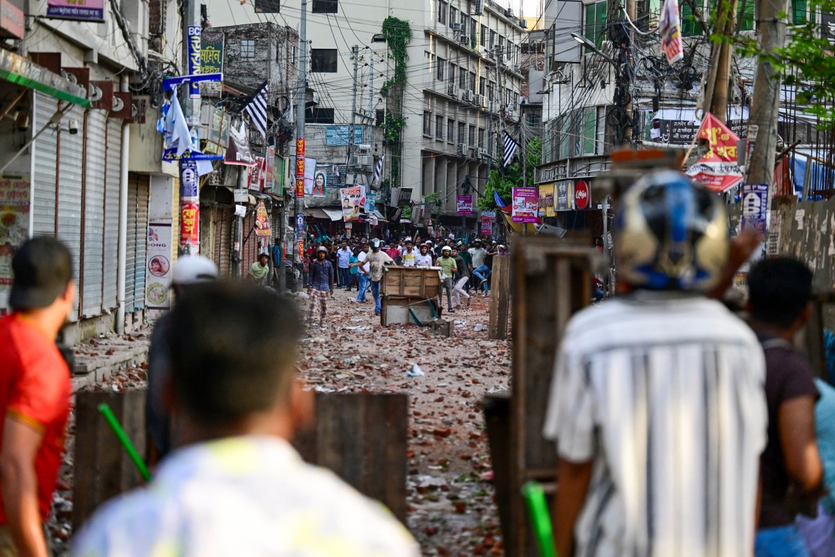 Bangladesh shuts schools and universities after six killed in protests