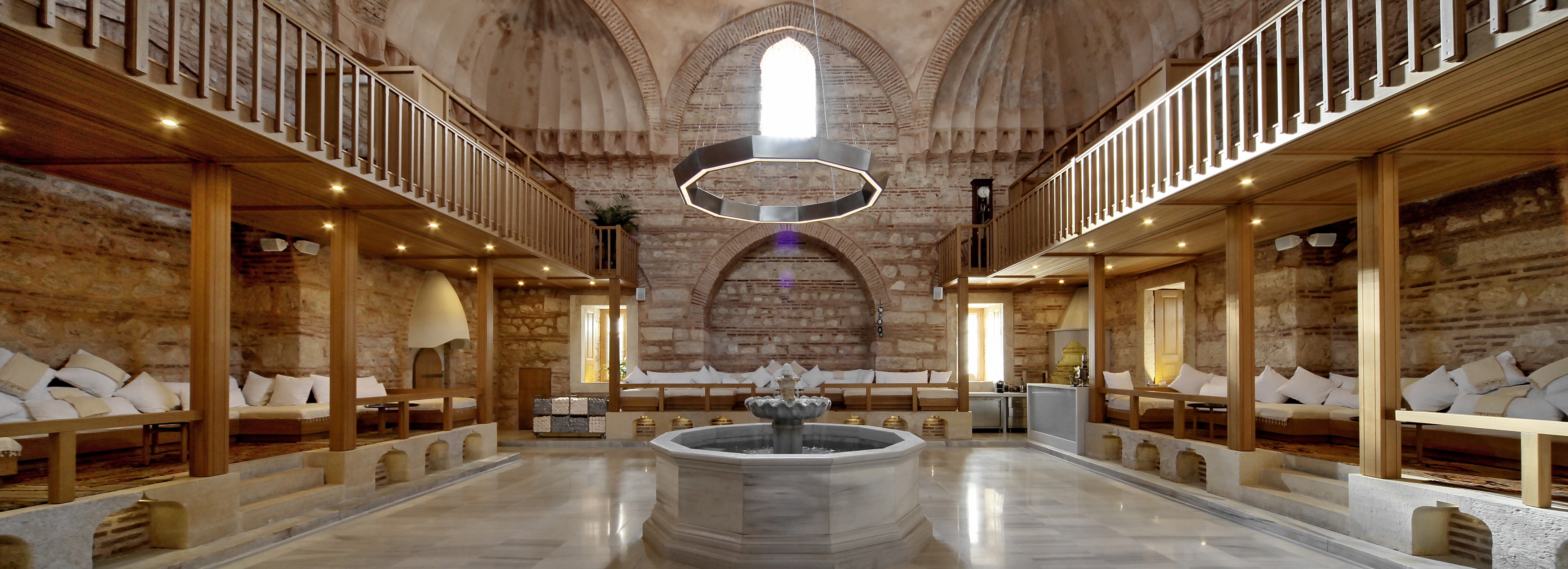Kılıç Ali Paşa Hamamı resting room