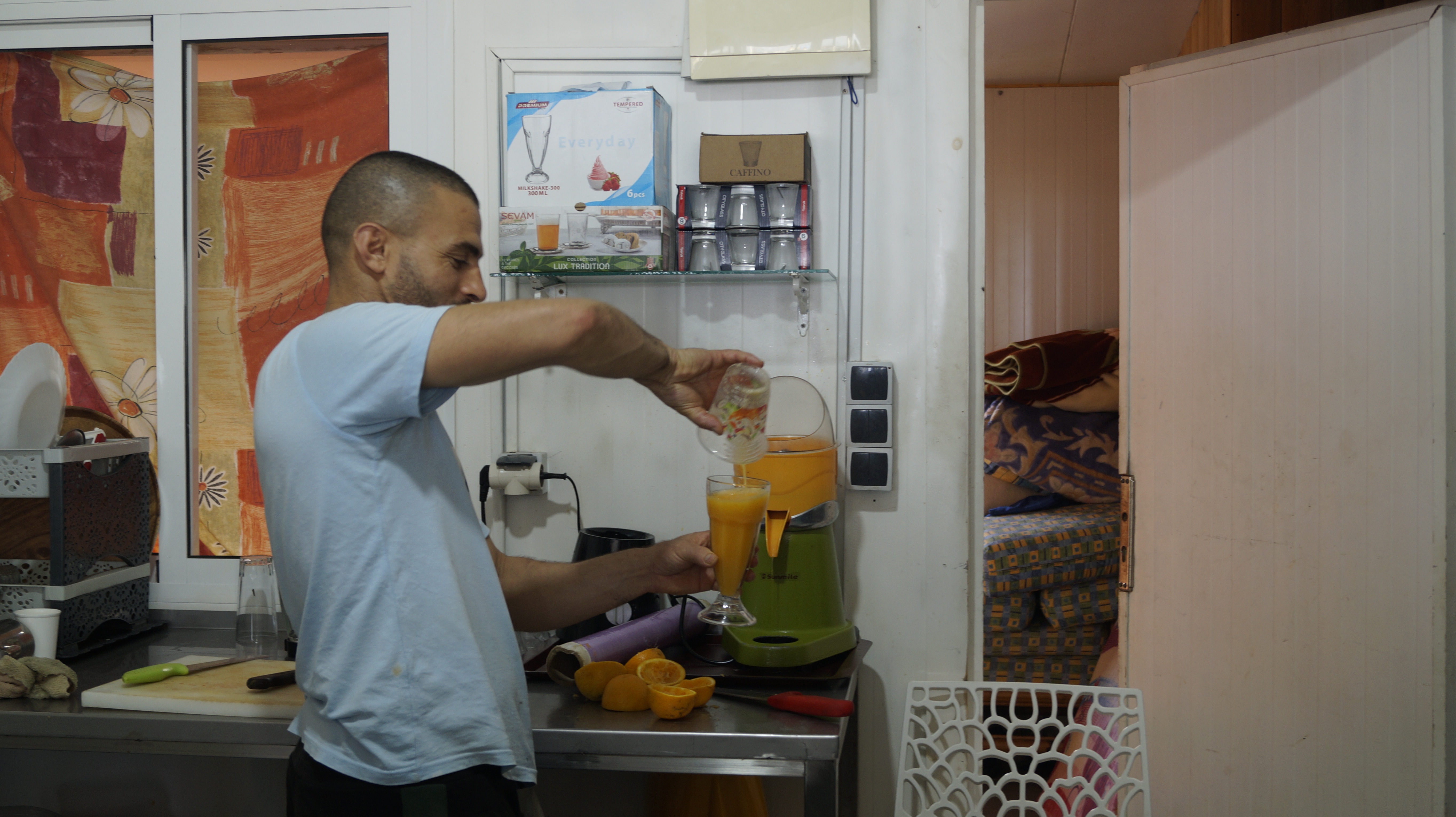 Youssef, one of Aseya’s co-workers in the kitchen, is one of the thousands who lost their jobs in the Spanish enclave of Ceuta when the border closed during COVID and then work permits were not renewed. He has seen the majority of his friends risk their lives to cross the Mediterranean and leave Morocco