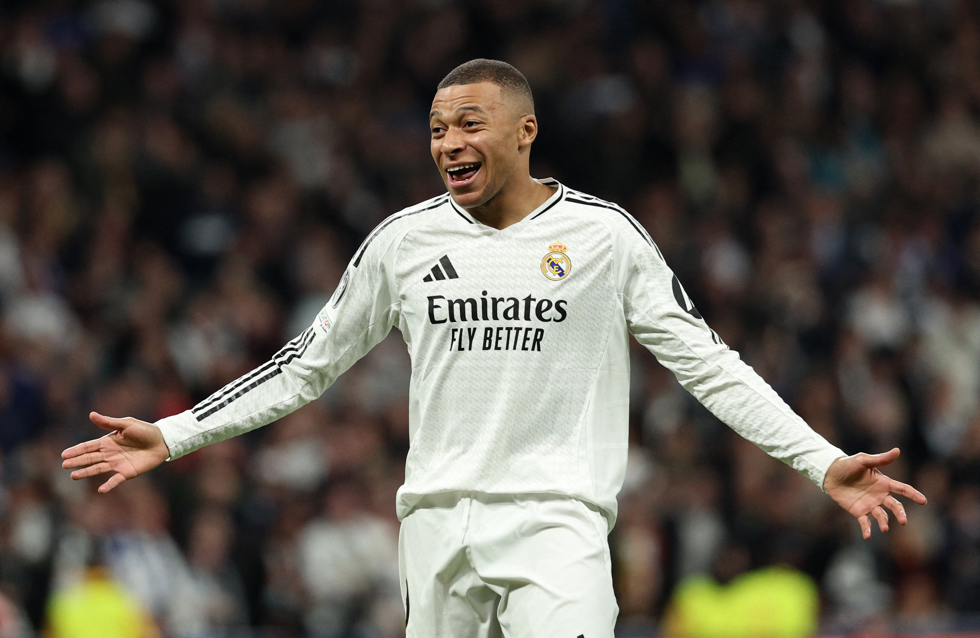 Soccer Football - Champions League - Real Madrid v FC Salzburg - Santiago Bernabeu, Madrid, Spain - January 22, 2025 Real Madrid's Kylian Mbappe celebrates scoring their third goal REUTERS/Violeta Santos Moura