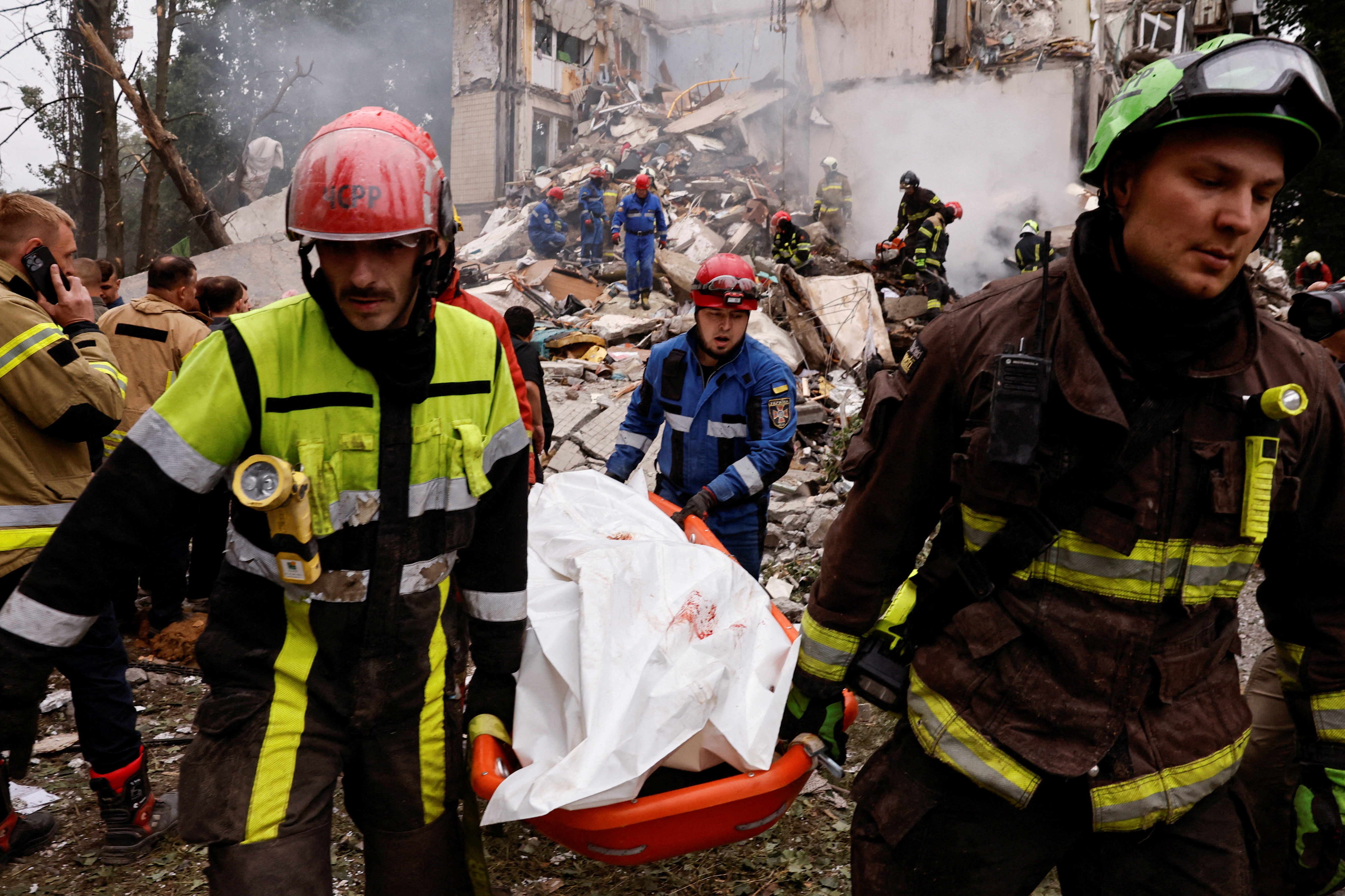Fires and destruction as missile attacks rattle Ukraine's capital