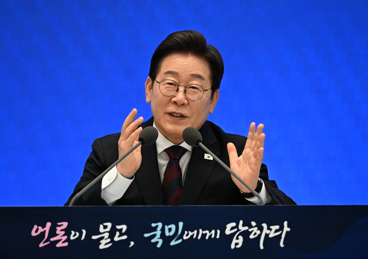 Lee