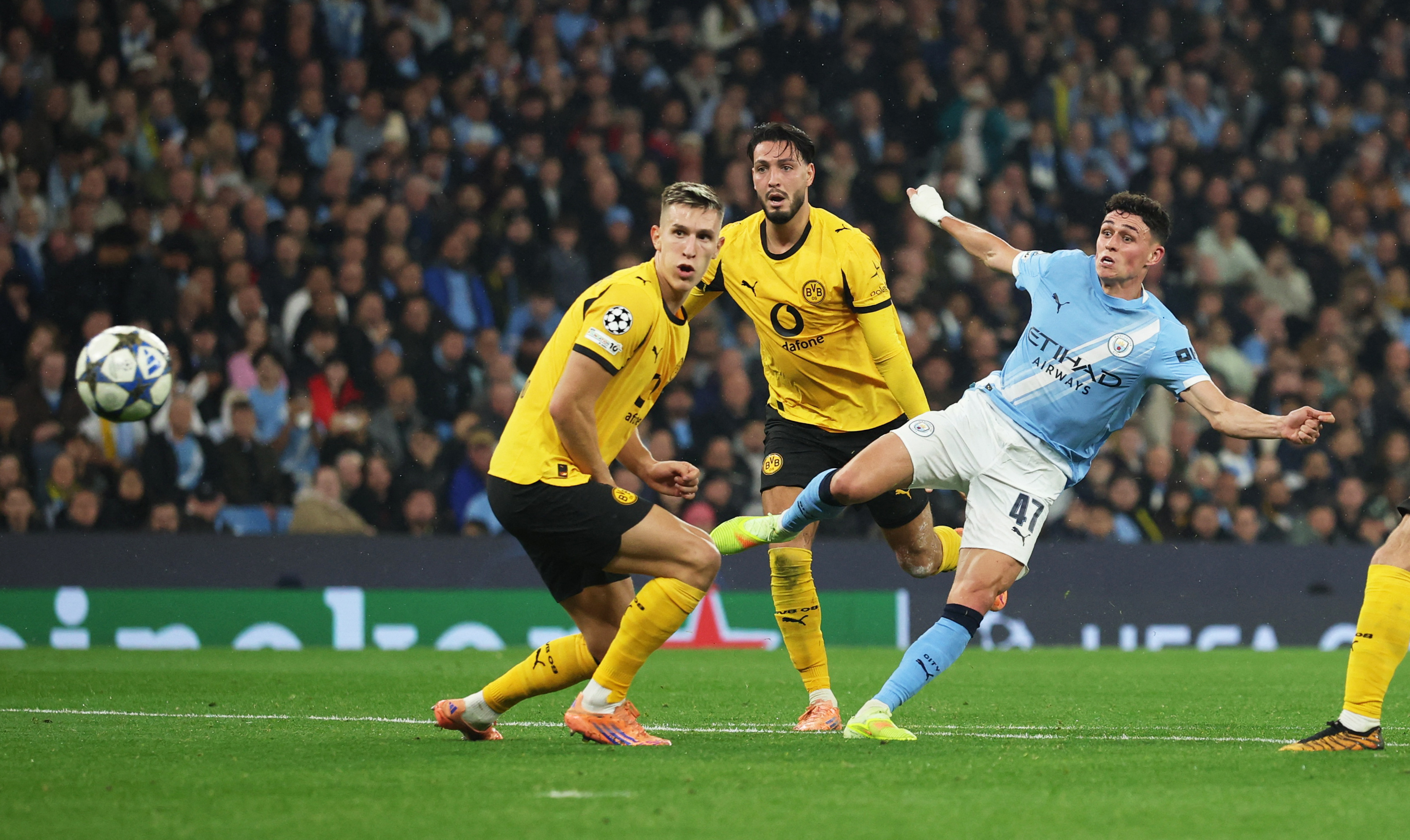 Phil Foden in action.