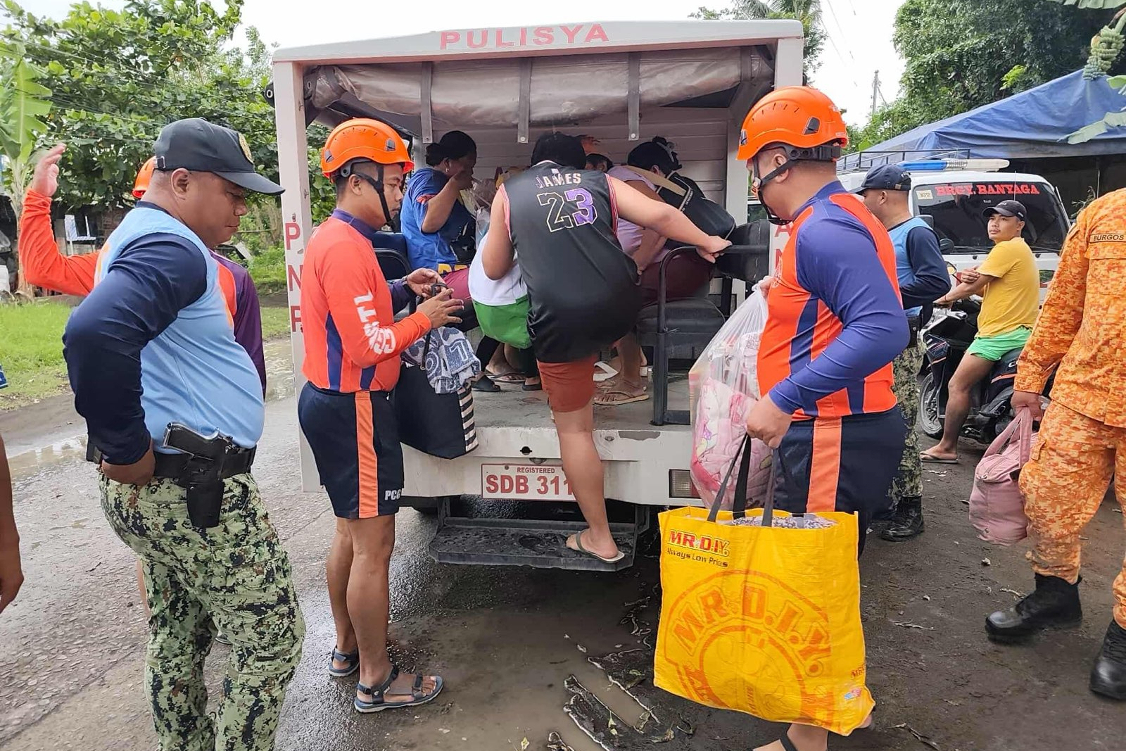 Philippines braces for catastrophic impact of super typhoon Fung-wong