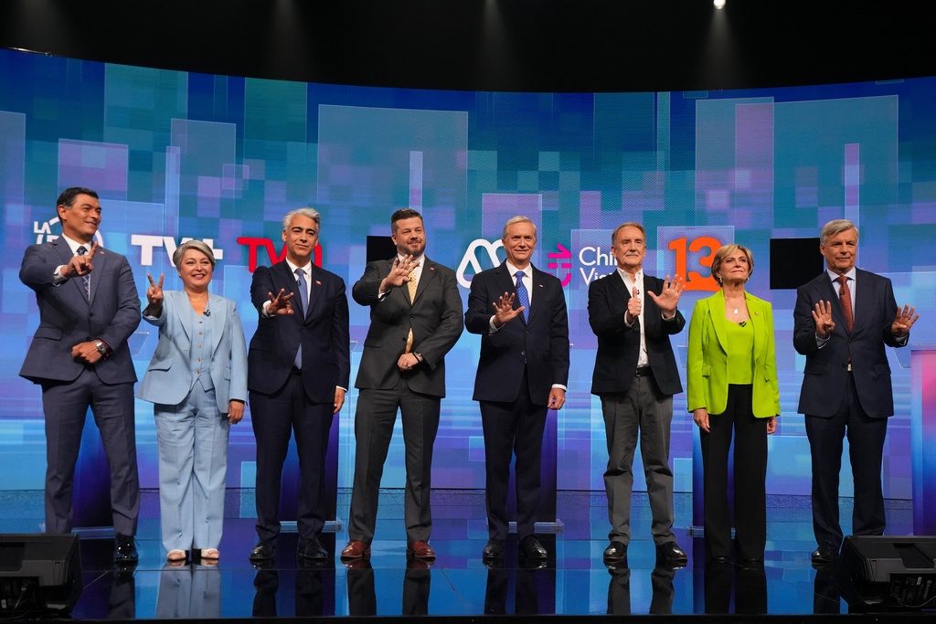candidates at a debate