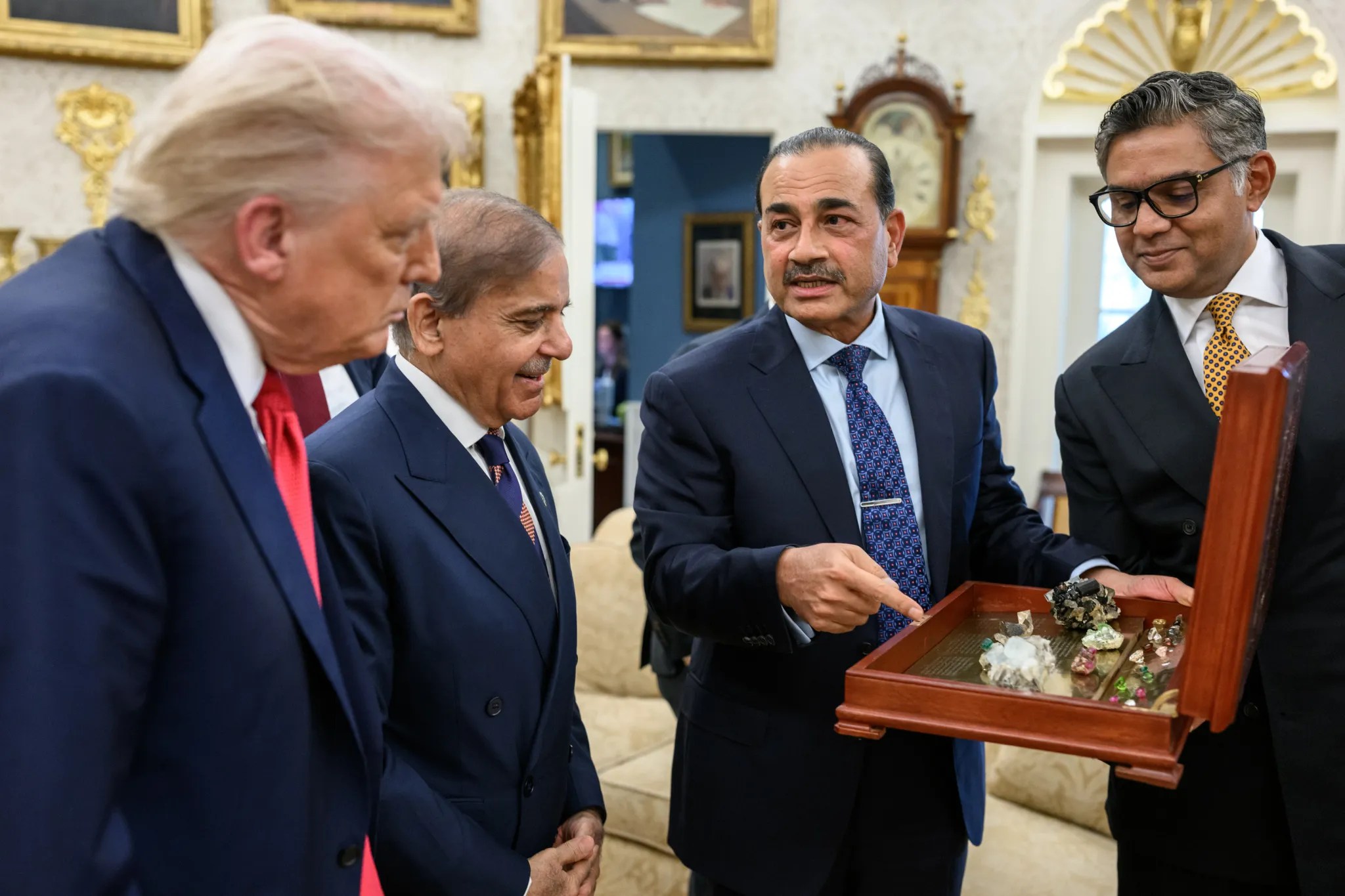 Asim Munir and Shehbaz Sharif meet Donald Trump