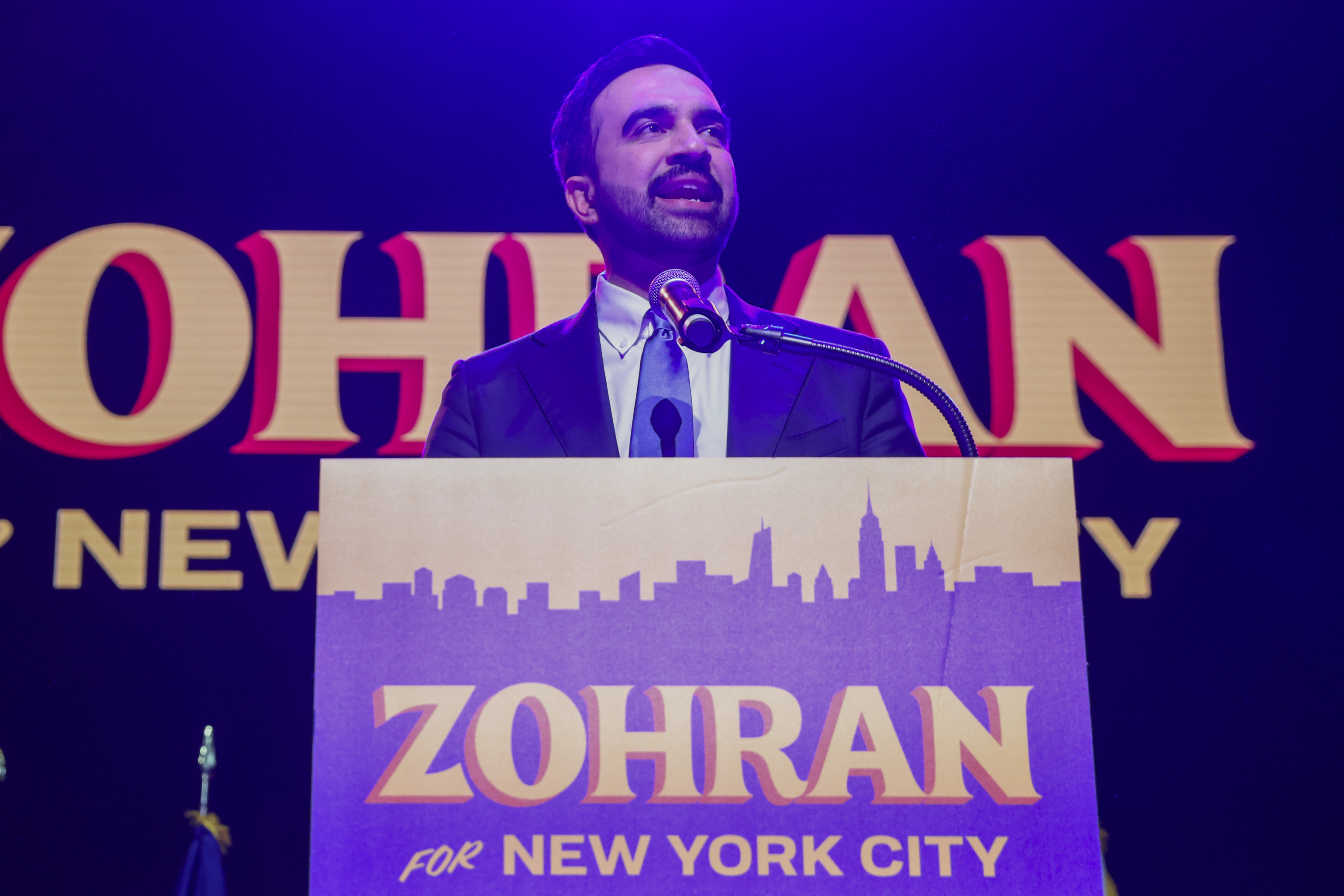 epa12504016 Mayor-elect of New York City Zohran Mamdani speaks during an election night party hosted by the Democratic nominee in the Brooklyn borough of New York, USA, 4 November 2025. Mamdani has defeated Andrew Cuomo to win the New York mayoral election. EPA/SARAH YENESEL