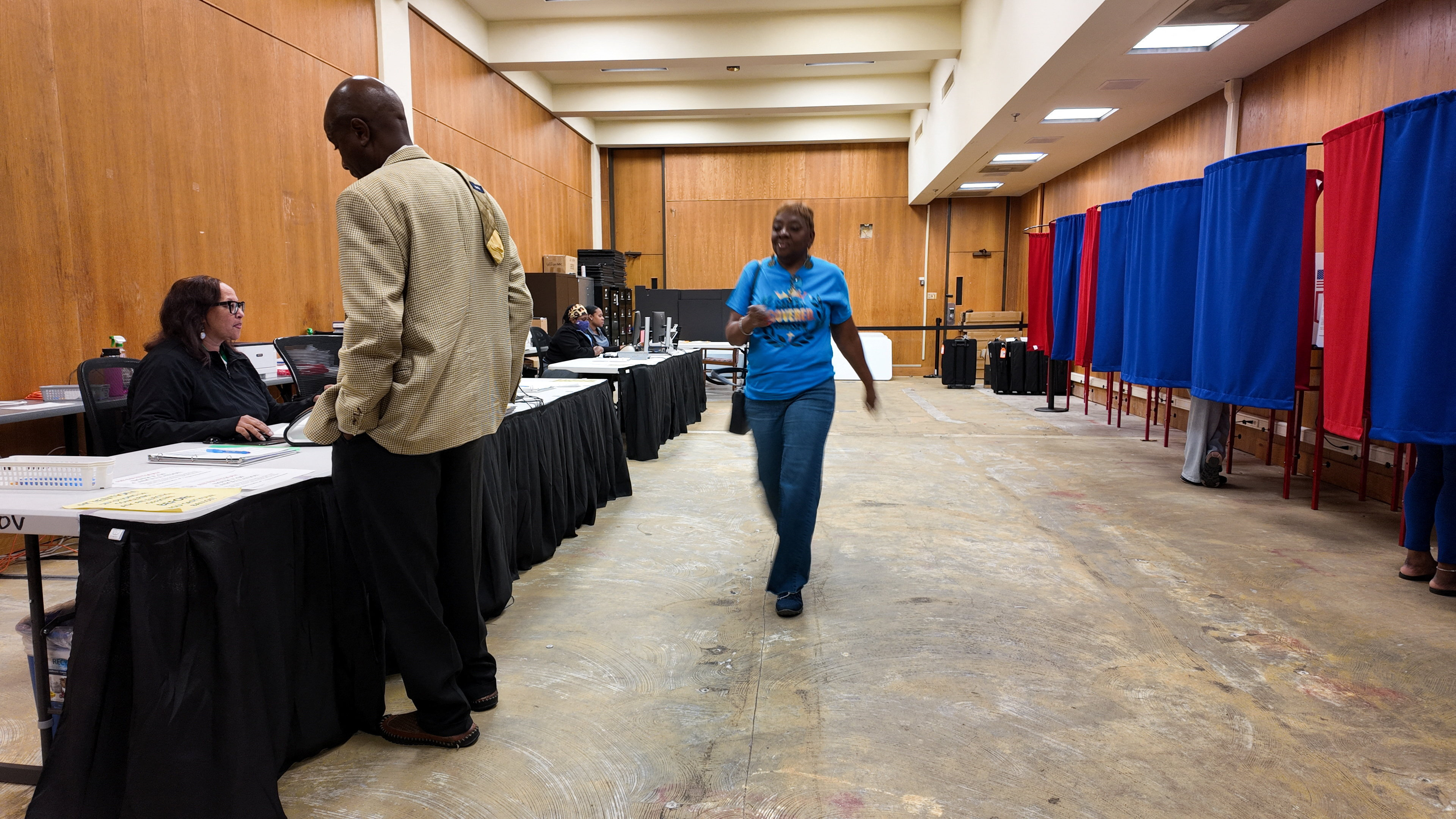 Voters prepare to vote at an early voting location in Baton Rouge, Louisiana, U.S., May 6, 2026. REUTERS/Evan Garcia