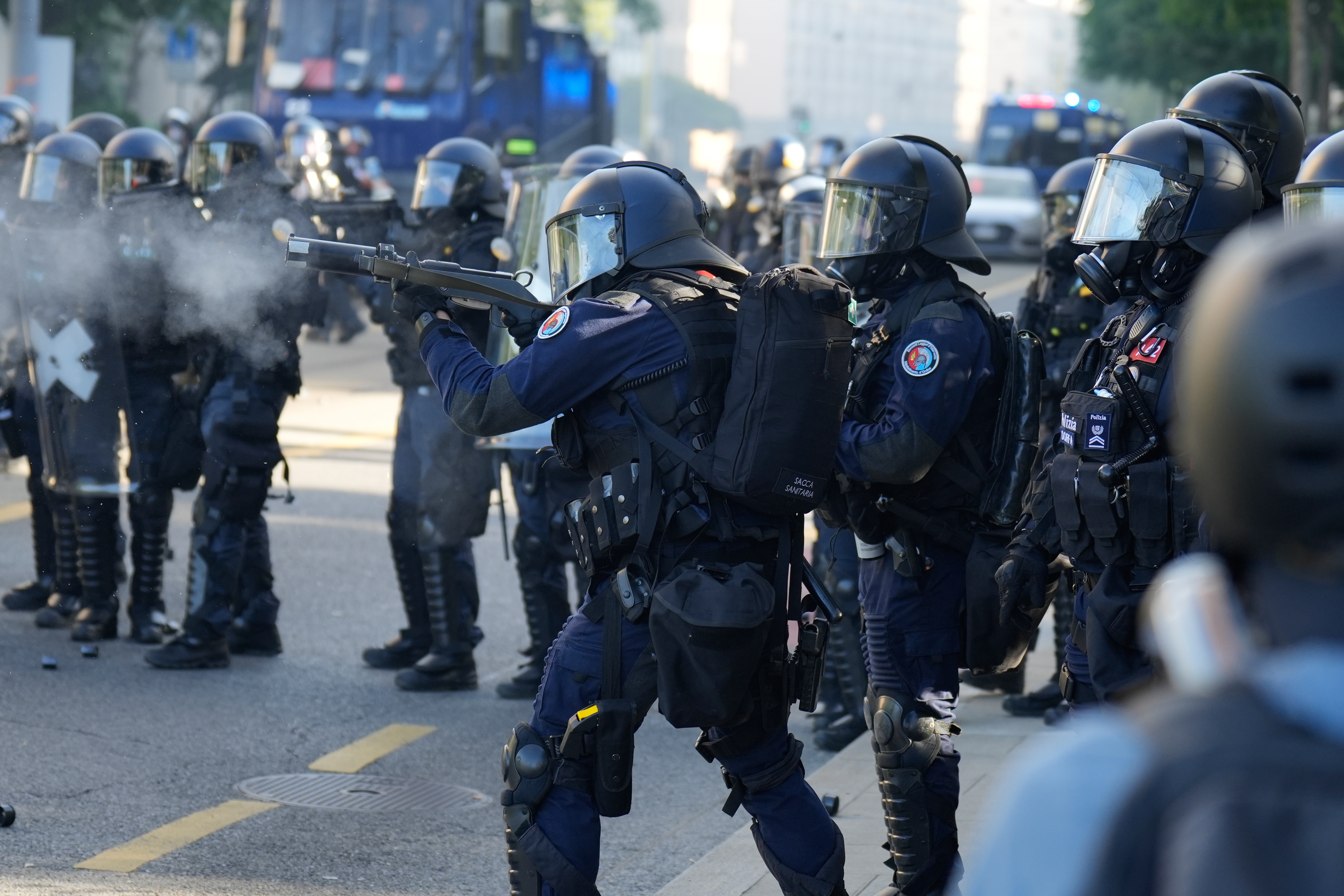 Geneva police use force as G7 protest escalates into violence