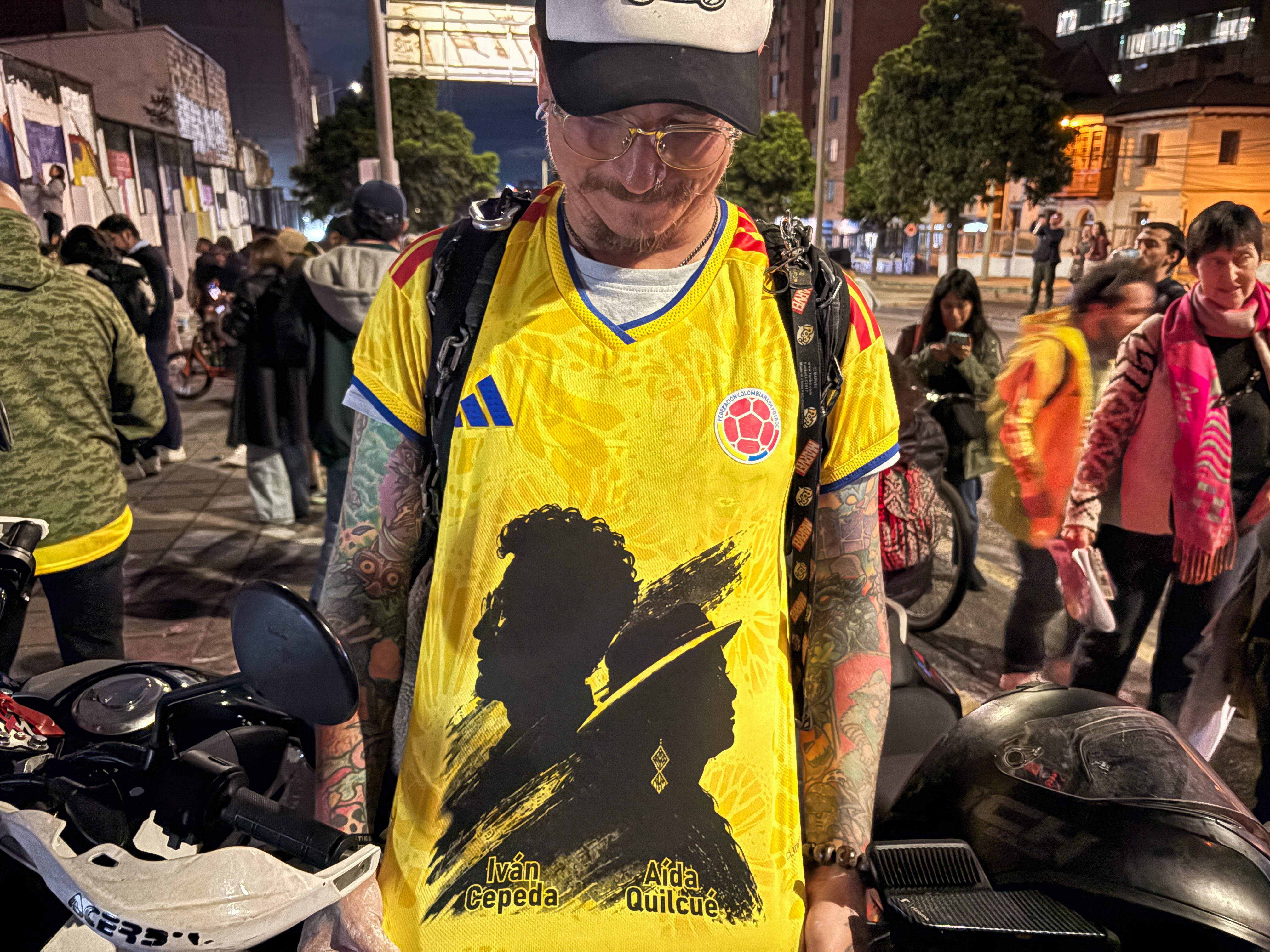 A left-wing Cepeda supporter wears a shirt with the candidate in profile