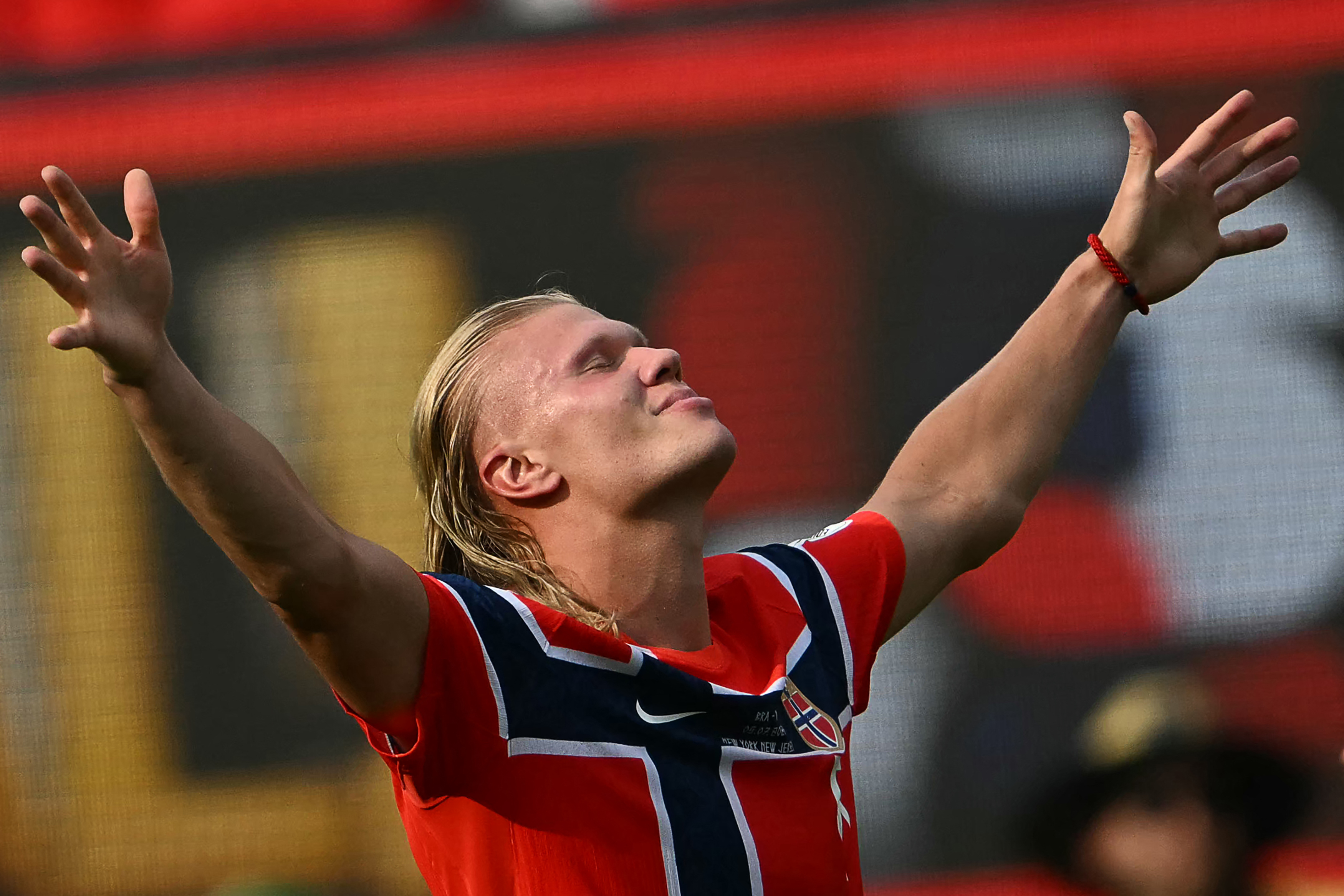 Norway's forward #09 Erling Braut Haaland celebrates scoring his team's second goal during the 2026 World Cup round of 16 football match between Brazil and Norway at the New York/New Jersey Stadium in East Rutherford on July 5, 2026. (Photo by MAURO PIMENTEL / AFP)