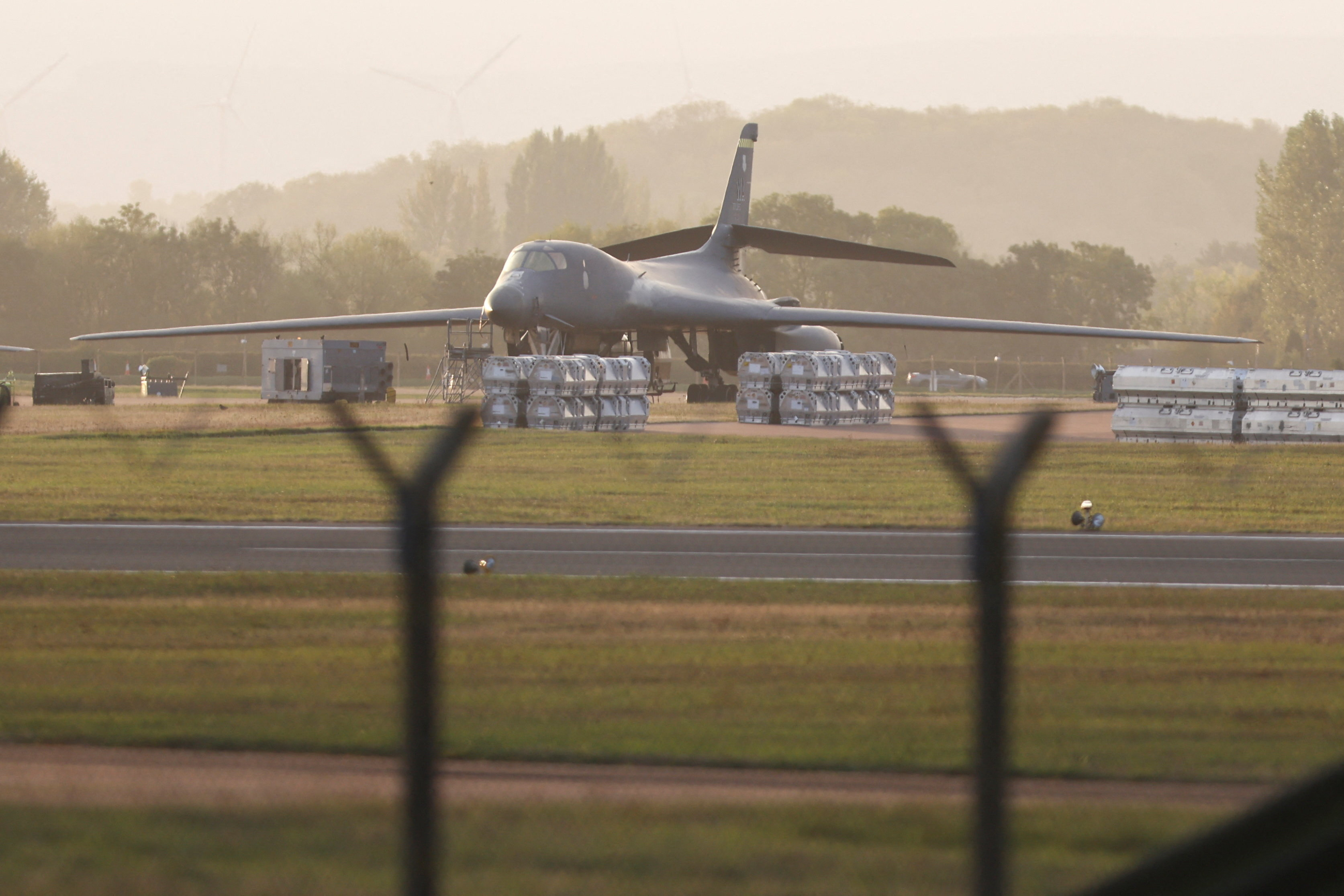 UK police evacuate homes near airbase used by US