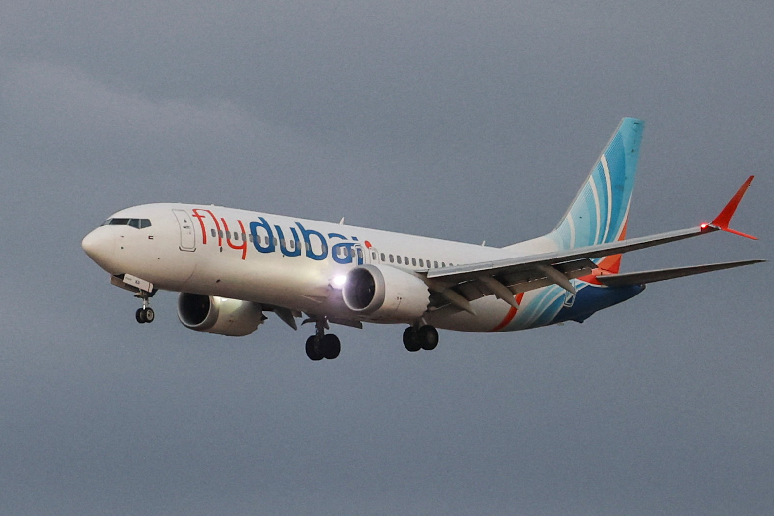 A plane, carrying passengers who were on the FlyDubai aircraft bound for Israel from the United Arab Emirates, which was diverted to Saudi Arabia following an emergency signal, arrives at the Ben Gurion International Airport, in Lod, near Tel Aviv, Israel, September 30, 2026. REUTERS/Ammar Awad
